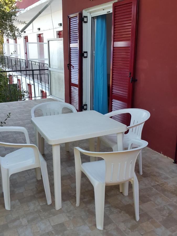 Faliraki Apartments Benitses  Extérieur photo